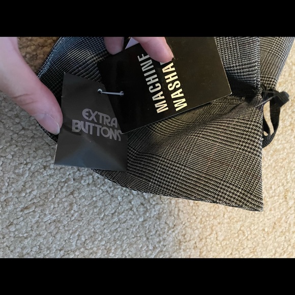 ๐5 for $25 New! Studio 1 grey plaid button blazer jacket - Picture 5 of 7